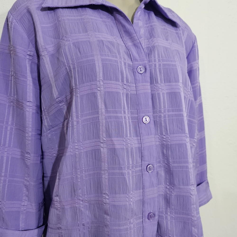 Joamna Lavender Textured Shirt - Picture 9 of 10